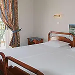 Eleni 2*